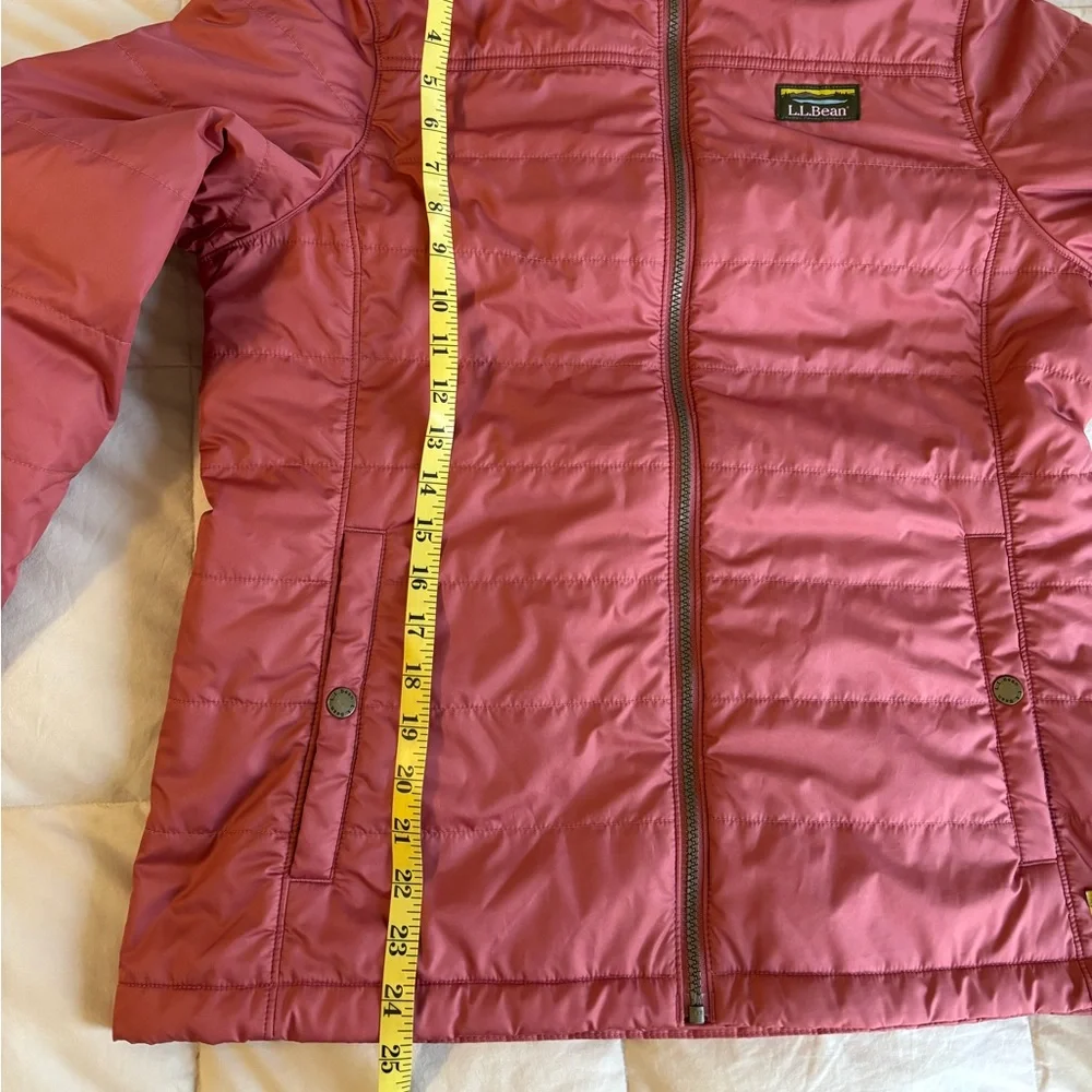 LLBEAN Mountain Classic Puffer Jacket - Picture 4 of 6